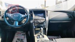 إنفينيتي QX70